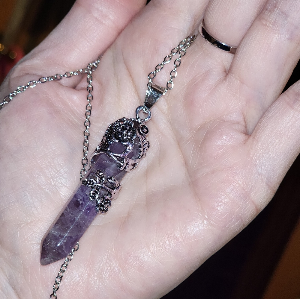 New Beautiful Amethyst ♡ Metal Cage Perfect & 20 inch Chain